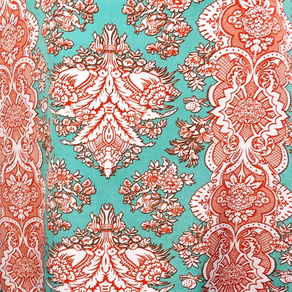 Pixi + Ivy Blouse - Picture 3 of 6